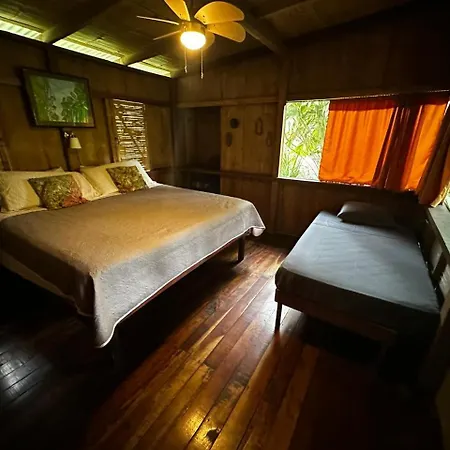Casa Rio Blanco Eco Friendly B&B Guapiles Exterior photo