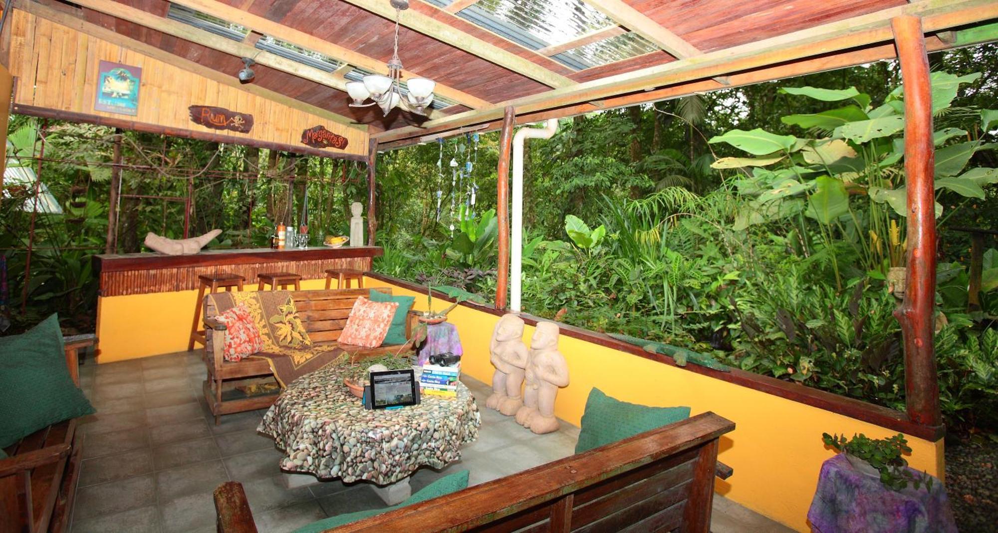 Casa Rio Blanco Eco Friendly * Guápiles